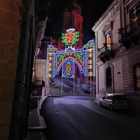 Casa Basilico' A Vicino Duomo S. Giorgio